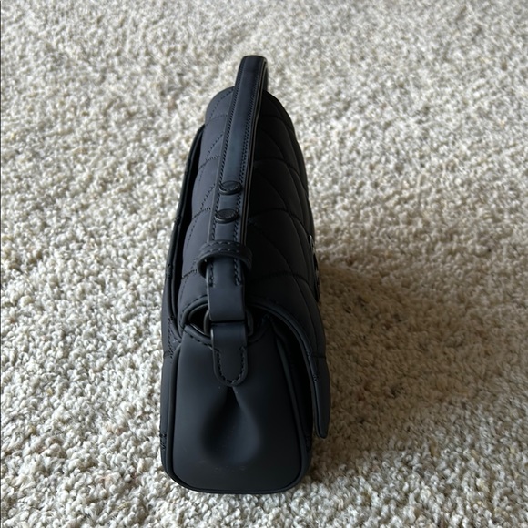 Tory Burch Black Quilted Shoulder Bag with Diamond Stitching - Picture 8 of 9